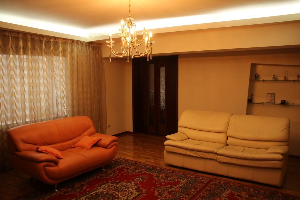 Ala Hostel Almaty Eksteriør billede